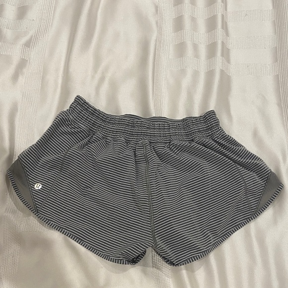 Lululemon Striped Gray Women's Shorts - Picture 2 of 4
